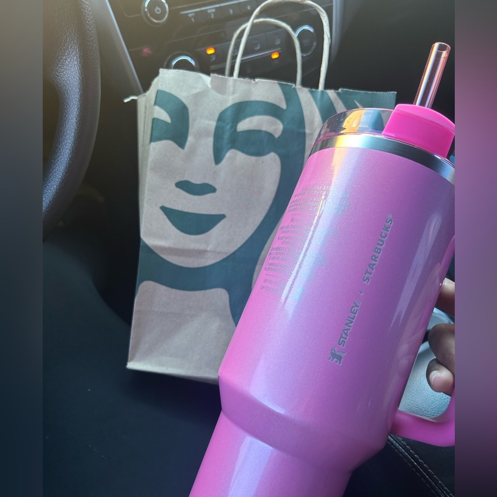 Starbucks X Stanley